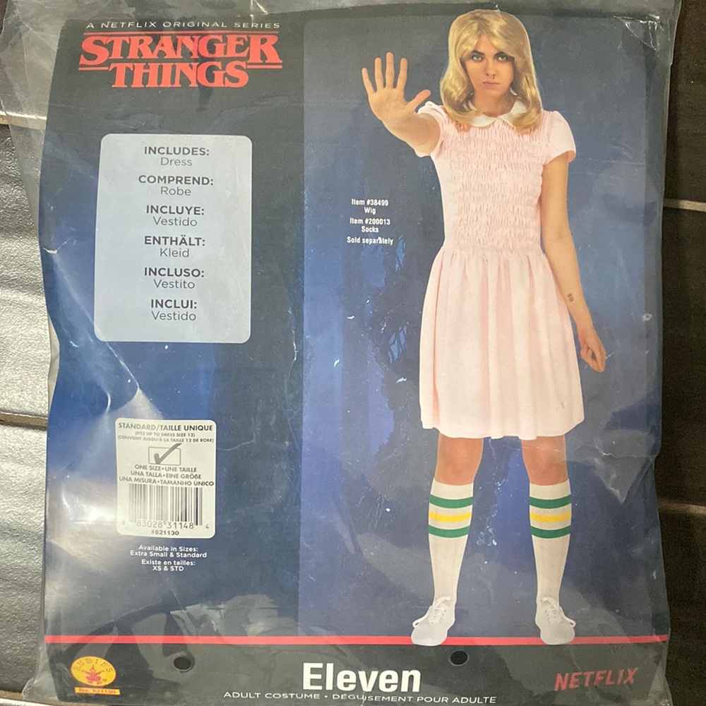 STRANGER THINGS ELEVEN COSTUME